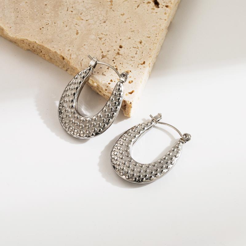 Elegant Silver Ovals